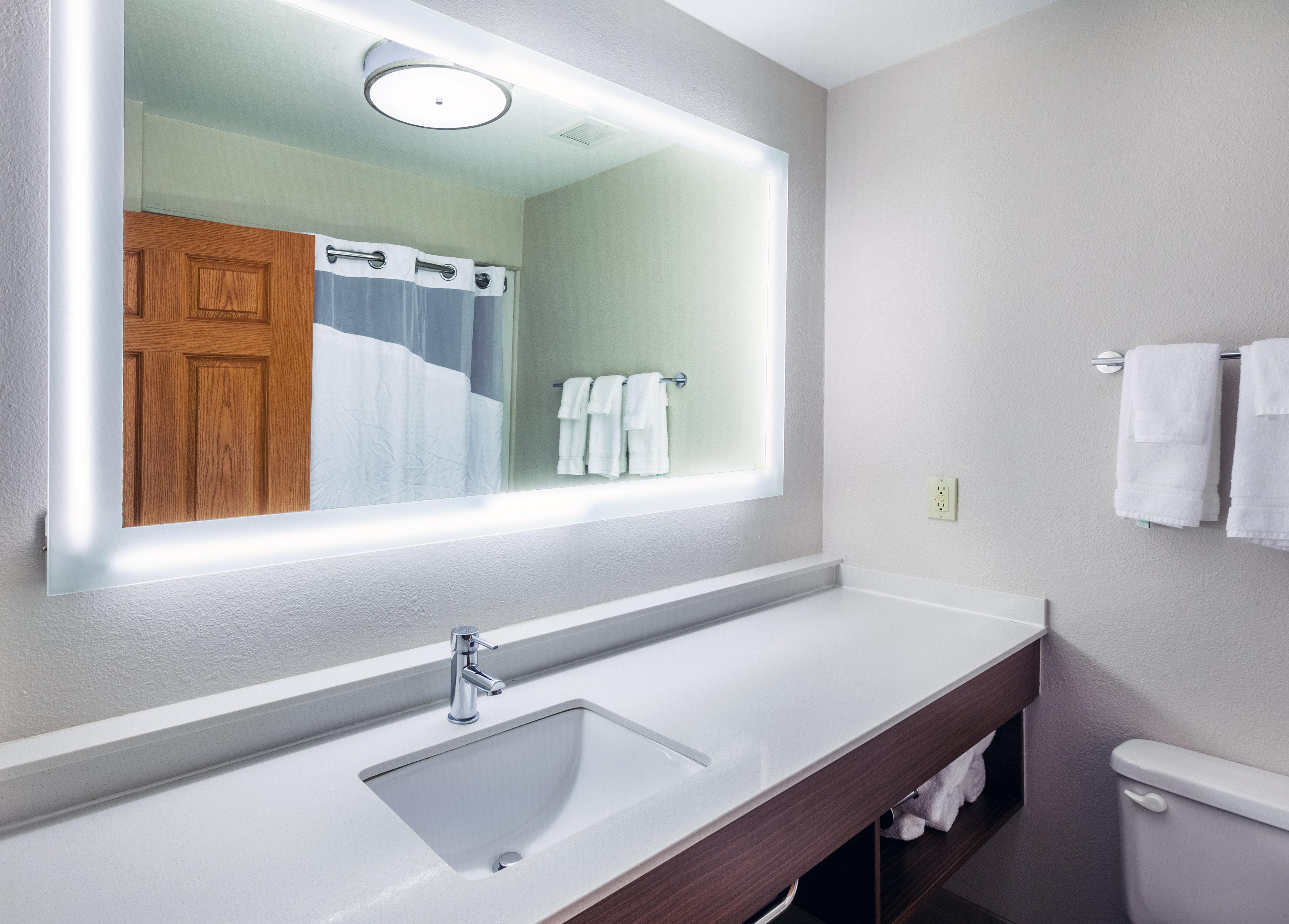 Holiday Inn Express Hotel And Suites Jenks By Ihg Buitenkant foto