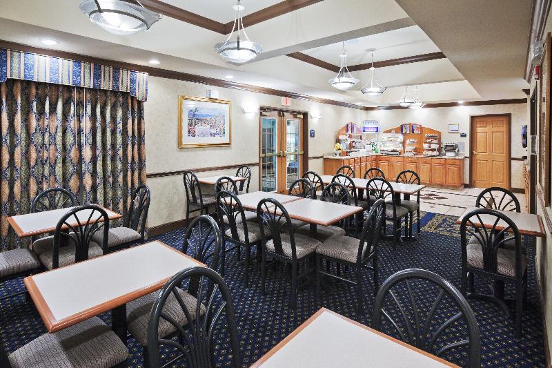 Holiday Inn Express Hotel And Suites Jenks By Ihg Buitenkant foto